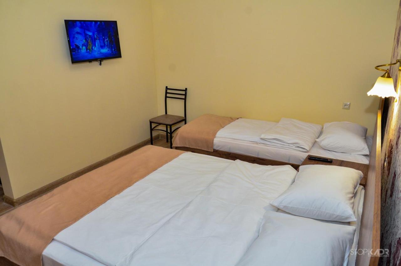 Asour Hotel Goris Exterior photo